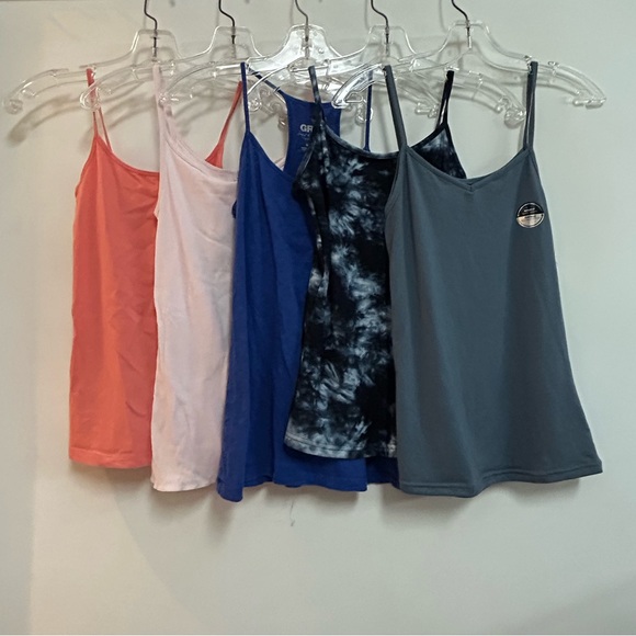 5 layering tank tops - Picture 2 of 9